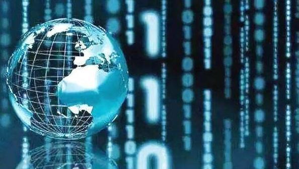 人工智能與通用計算機程序的核心分野——從技術原理到應用實踐的剖析